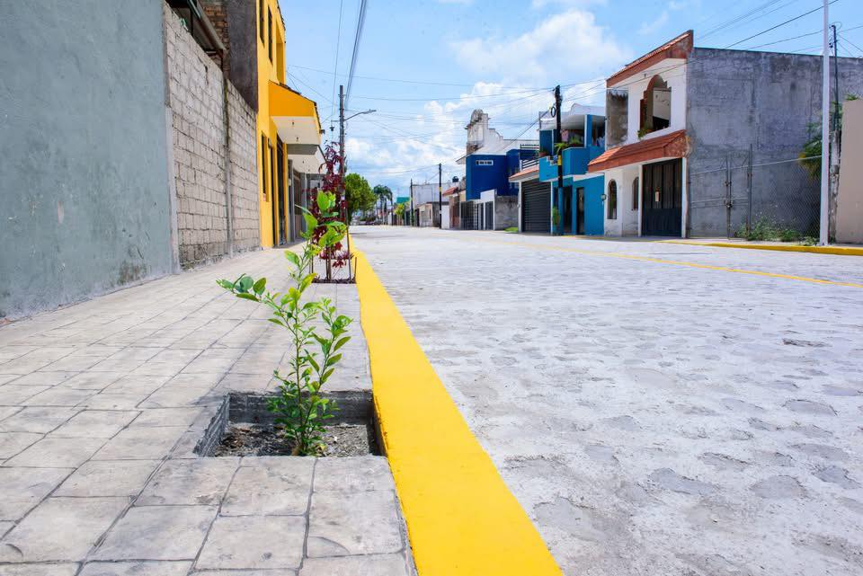 527741362_1150418283788011_6265599224396482983_n Rehabilitan Calles en el Fraccionamiento Jacarandas