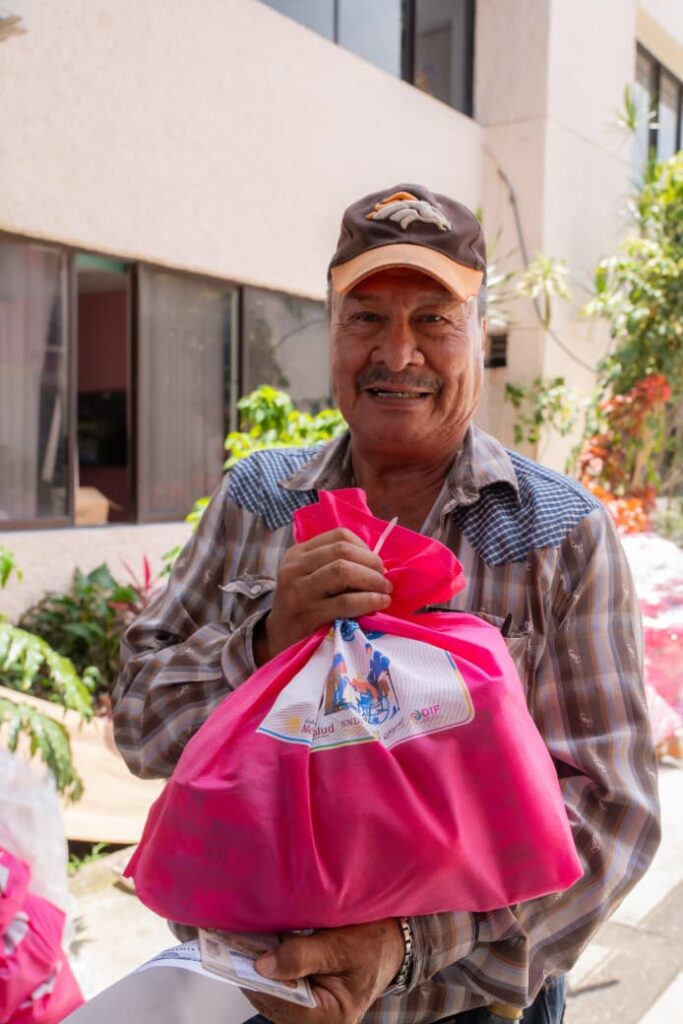 536281563_1104254675130806_3014155990675470462_n-683x1024 Beneficiarios de Programas Atención Alimentaria Recibirán sus Apoyos