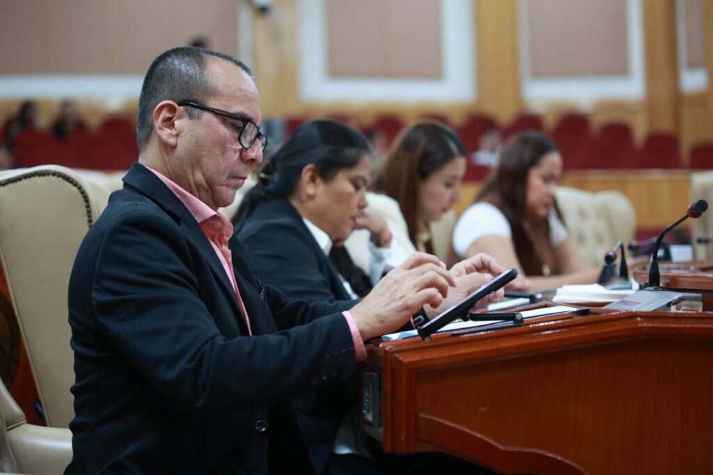 WhatsApp-Image-2025-09-10-at-18.57.40-1024x682 Congreso Elimina Lenguaje Discriminatorio y Promueve la Dignidad