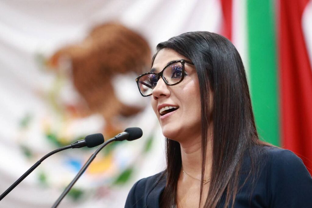 556426790_1199156268914212_20833910665390248_n-1024x682 Continúan Funcionarios Comparecencias Ante el Congreso del Estado