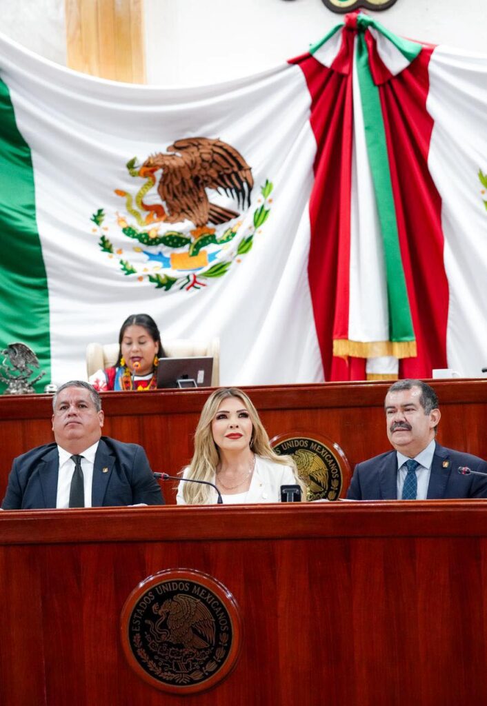 557091763_1198666195629886_3823264247921096768_n-706x1024 Comparecen Funcionarios del Gobierno de Nayarit ante el Congreso