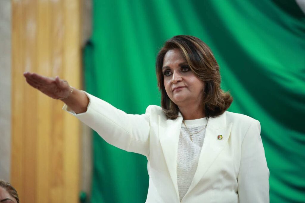 557319761_1199156302247542_5587758277651039093_n-1024x681 Continúan Funcionarios Comparecencias Ante el Congreso del Estado