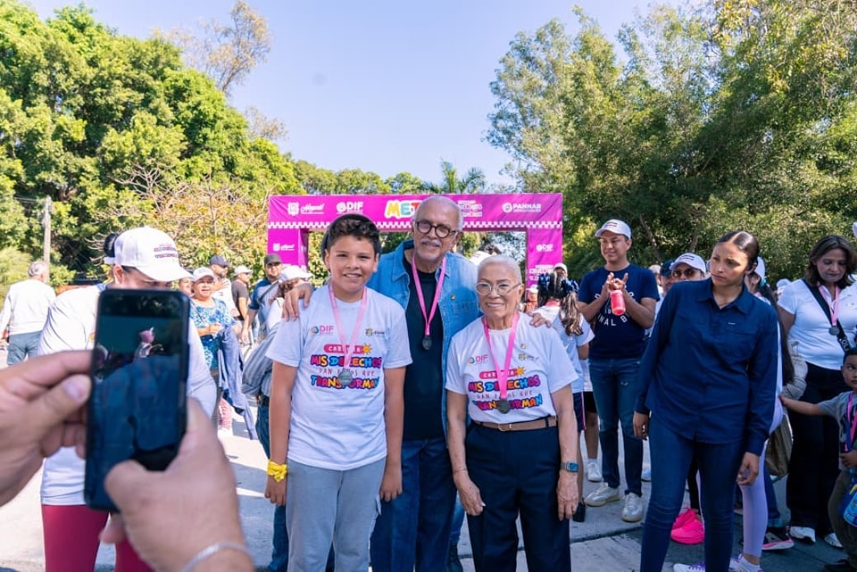 586468195_1168599728696300_7508583599163238645_n Se Lleva a Cabo la Carrera “Mis Derechos Dan Pasos que Transforman”