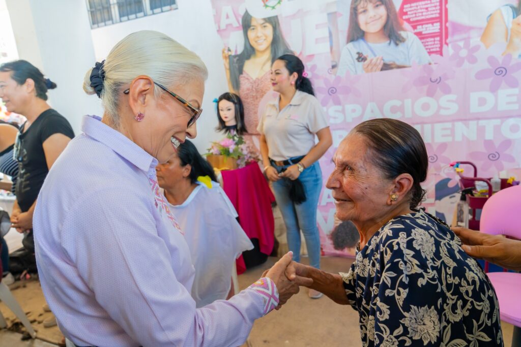 589071902_1170802315142708_7559469231568837301_n-1024x683 DIF Nayarit Concluye Giras "Latidos del Corazón"