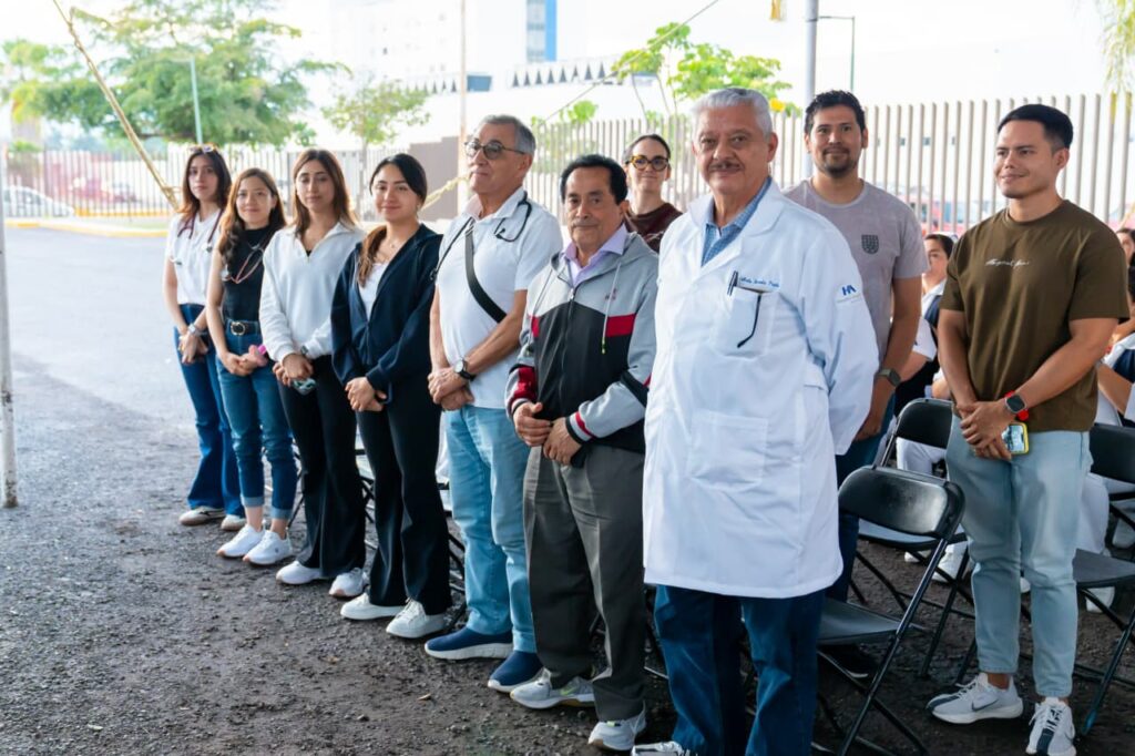 596816700_1181317514091188_6820626502574803982_n-1024x682 Encabezan  Beatriz Estrada y Miguel Ángel Navarro Jornadas de Cirugías Reconstructivas