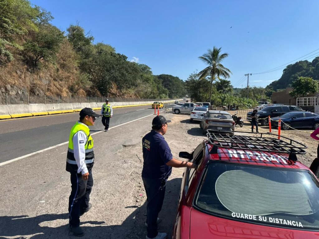 598166580_1257595966403575_7976376264038079913_n-1024x768 Seguridad y Vigilancia en Carreteras con el Operativo Carrusel