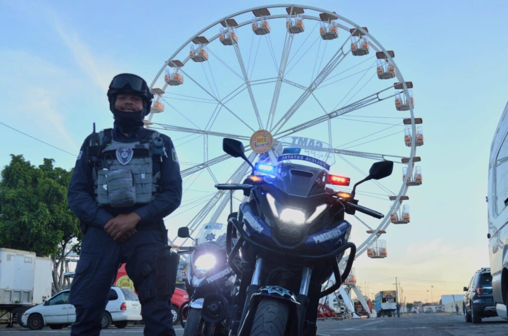598323484_1258573476305824_4799654103560393679_n-1024x677 Inicia en Tepic Operativo de Seguridad en la Feria Navideña 2025