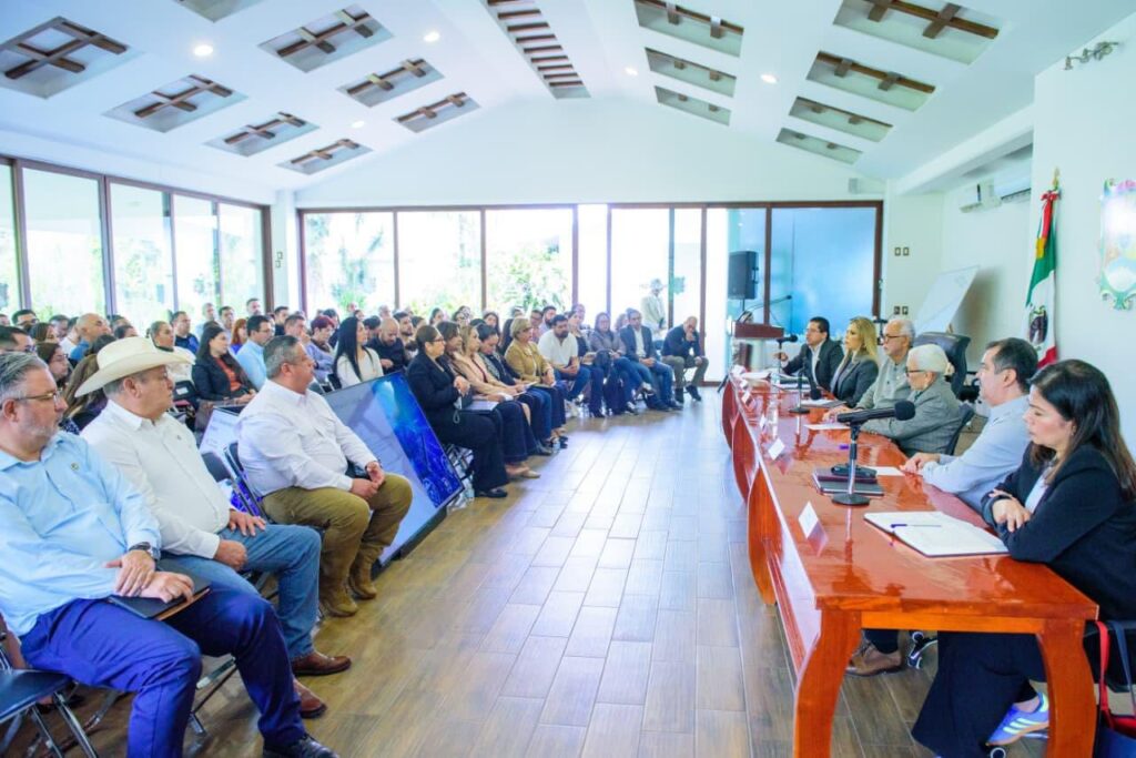 615406865_1281007117395793_8270617242662469801_n-1024x683 Encabeza el Gobernador la Mesa Estatal de Construcción de Paz y Seguridad