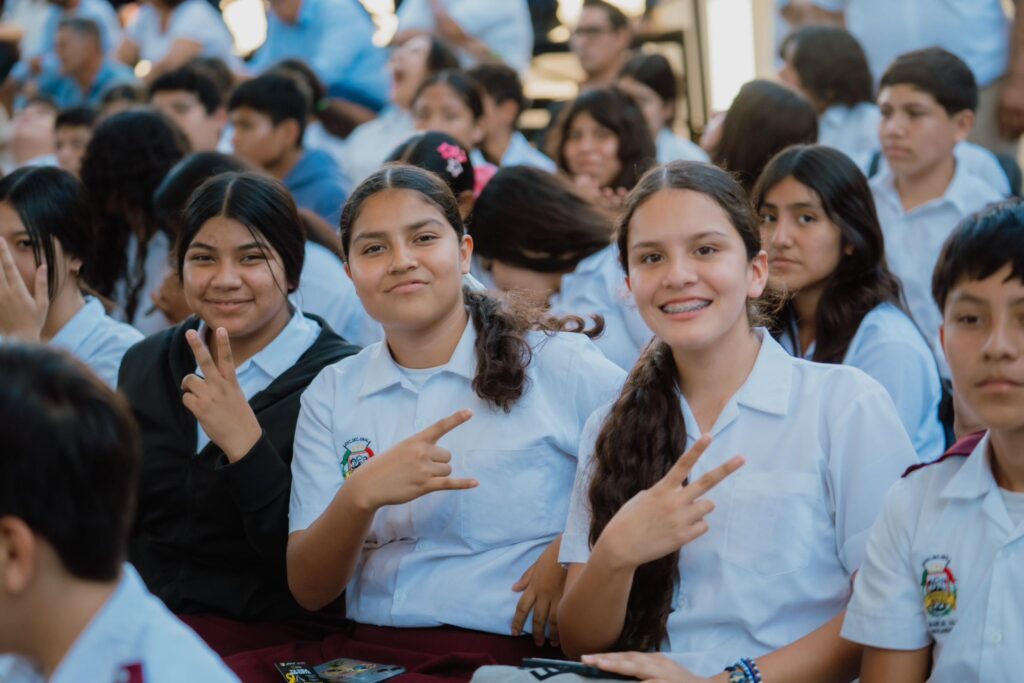 625194092_1298029902360181_810217460884889626_n-1024x683 Fortalecen Acciones para Preveniel Suicidio en Nayarit