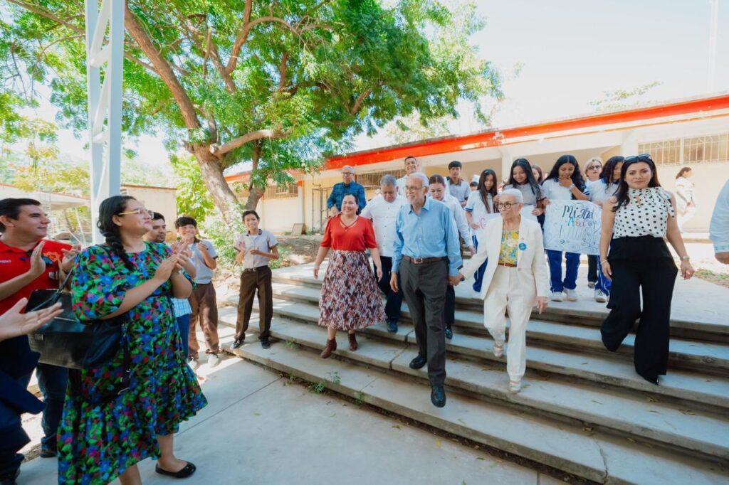 626773673_1298684895628015_6056218334706463226_n-1024x682 Inician Rehabilitación de Secundaria en Mezcales, Bahía de Banderas