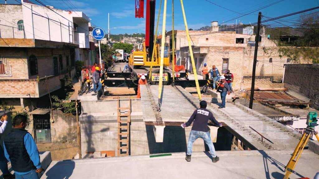 628520932_1303352718494566_7091383767001328374_n-1024x576 Colocan Nuevo Puente Para Mejorar la Conectividad en la Capital Nayarita