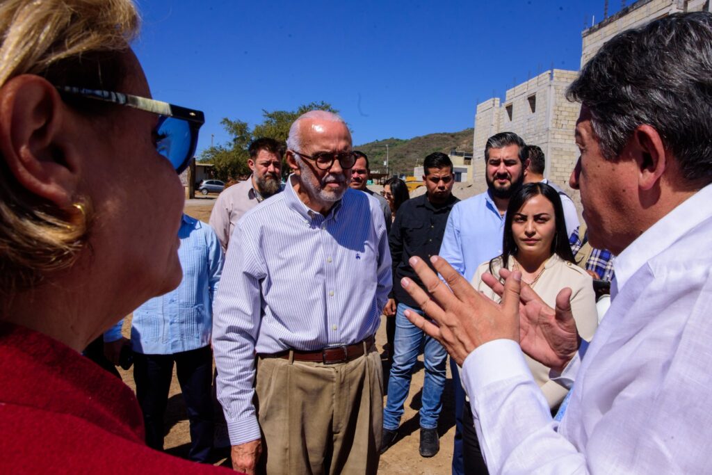 631283073_1305982621564909_3536998581871335870_n-1024x683 Miguel Ángel Navarro se Reúne con el Director de la Comisión Nacional de Vivienda