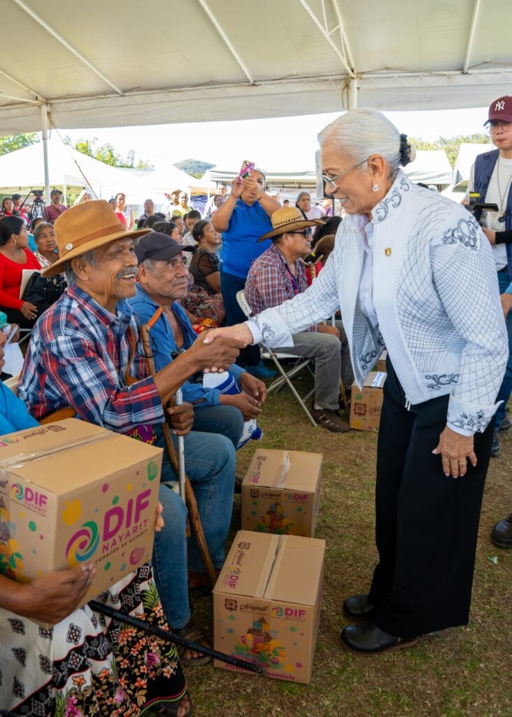 635330485_1234266928796246_8602354909262447728_n-732x1024 Beatriz Estrada Martínez Encabeza la Gira Latiendo en Tu Colonia