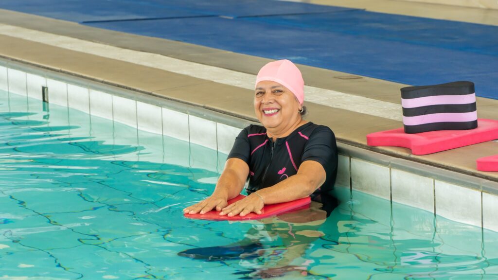 636673198_1233371042219168_6218605656601788903_n-1024x576 Inauguran Carril Rosa en la Alberca Olímpica de la Unidad Deportiva