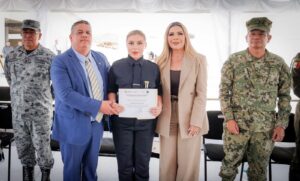 639833209_1312860970877074_3090654810442333252_n-300x181 Rocío Esther González Preside Ceremonia de Egreso e Inicio de Programas Académicos