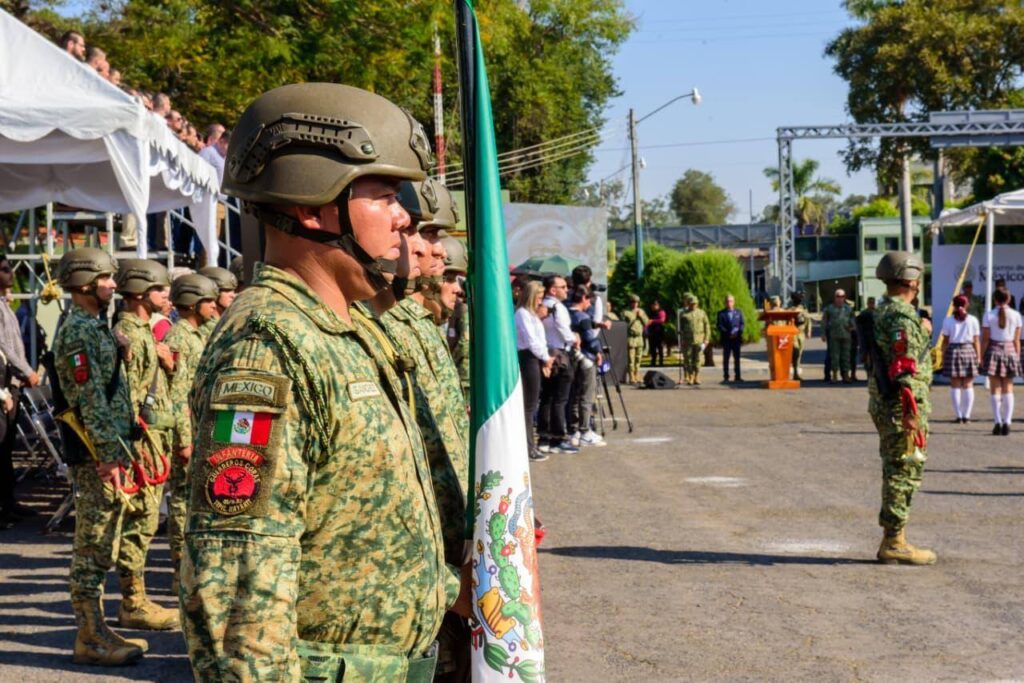 641342824_1475124890637384_1723389313920089513_n-1024x683 Día de la Bandera en la Decimotercera Zona Militar