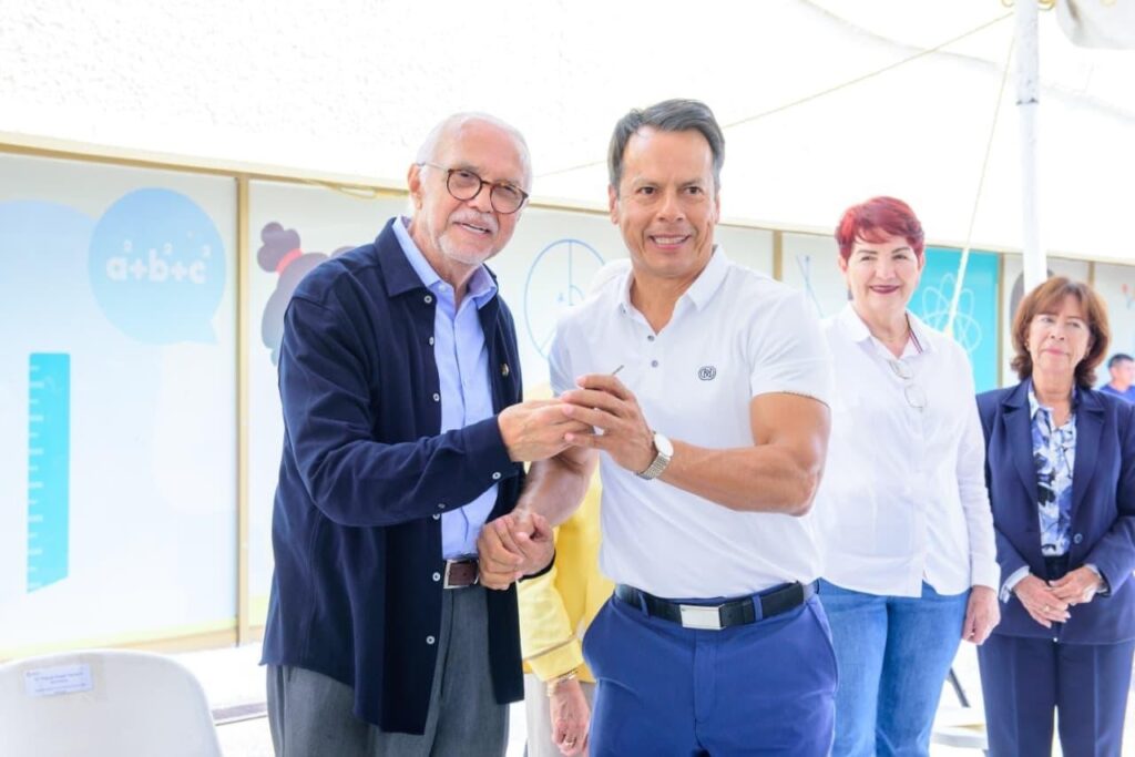 646939295_1322848213211683_8140696796522840276_n-1024x683 Entregan Vehículos y Equipamiento de Apoyo a Personal de Servicios de Educación Pública de Nayarit