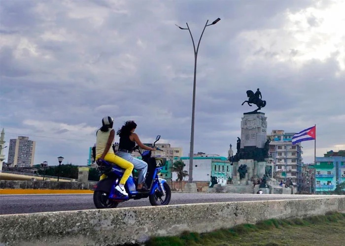 Cuba3 Cuba Ofrece Apertura a Inversion Externa para Aliviar sus Dificultades