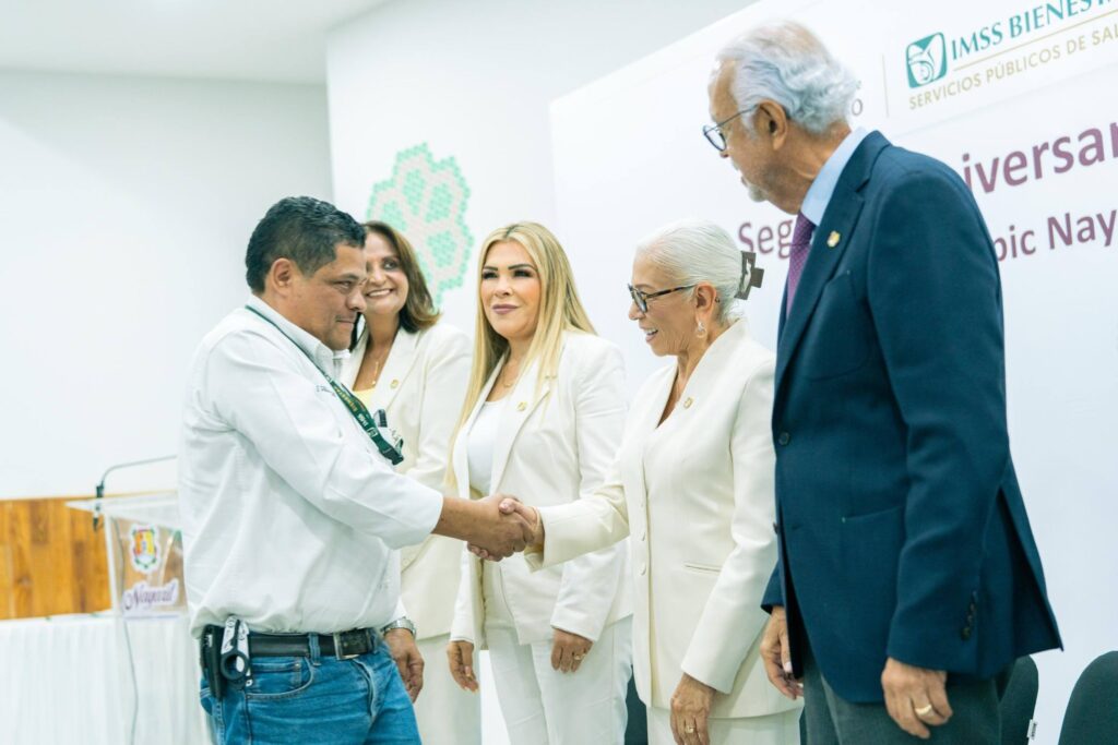 670918499_1355063383323499_3047560356451606538_n-1024x683 Conmemoran el Segundo Aniversario del Hospital de la Mujer