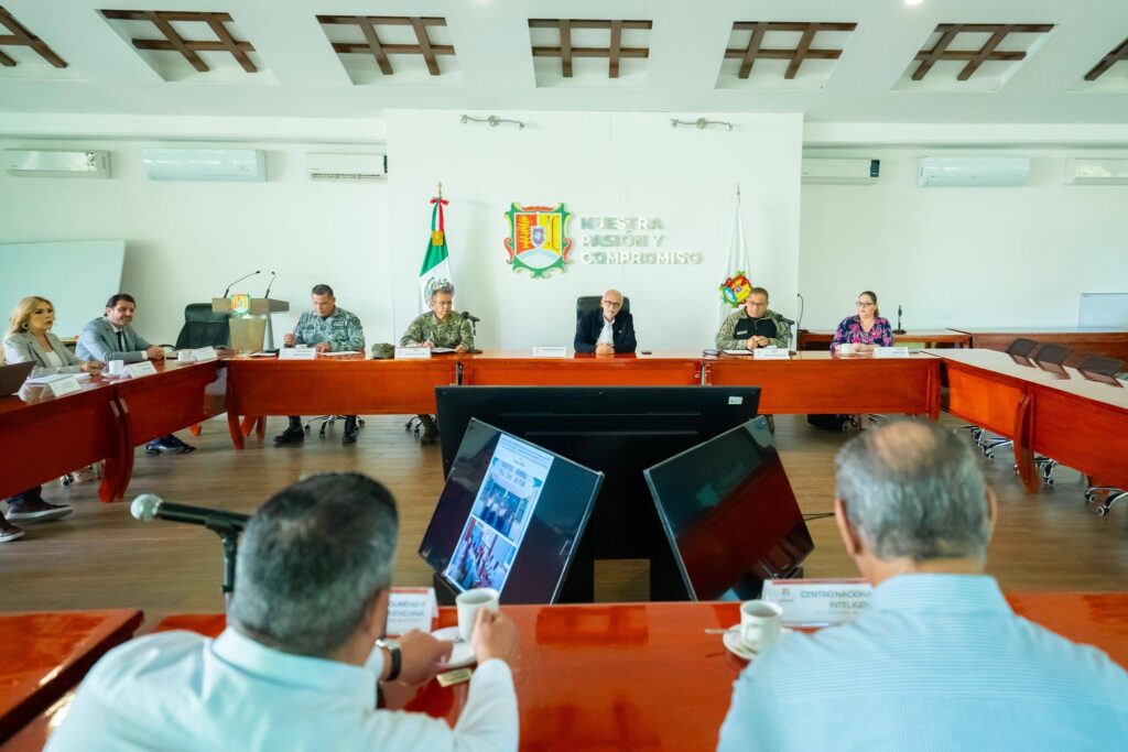 672340928_1356330859863418_1237804668112734305_n-1024x683 Mesa de Paz y Seguridad Analiza las Acciones de Vigilancia en el Estado