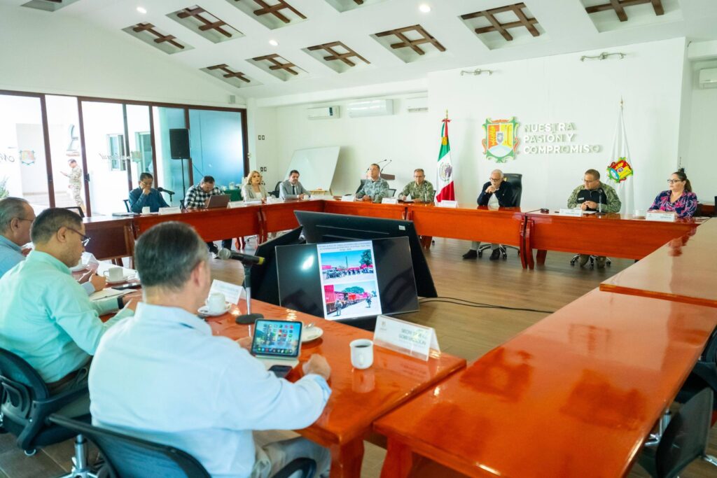 672677429_1356330809863423_943393375619521165_n-1024x683 Mesa de Paz y Seguridad Analiza las Acciones de Vigilancia en el Estado