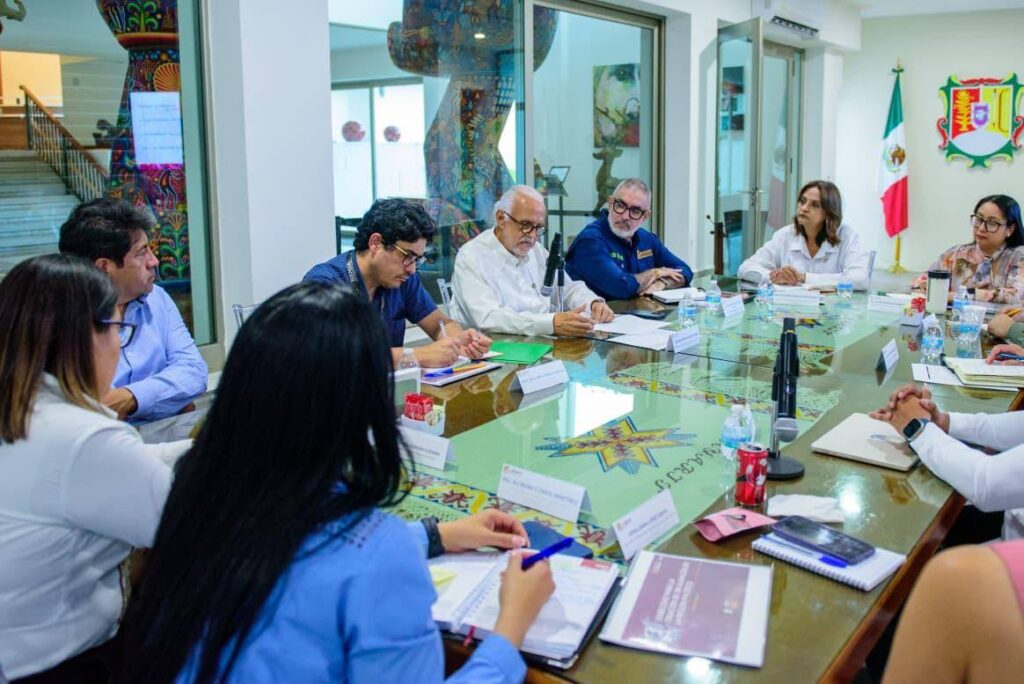 672679048_1356695433160294_8235918021901156359_n-1024x684 Avanza Proyecto de Almacén Regional de Medicamentos en Tepic