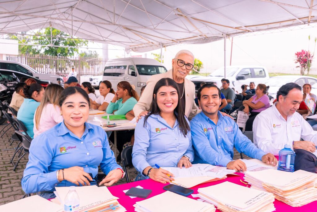 780087879_2091827354874563_3672317447290644578_n-1024x683 Entrega de Apoyos Económicos a Mujeres y Hombres Emprendedores