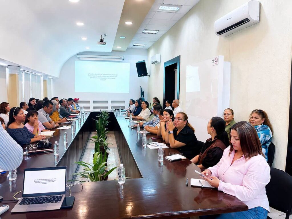781487493_1810195183304394_6678027032002968636_n-1024x768 Gobierno del Estado Impulsa Bienestar Laboral en la SGG