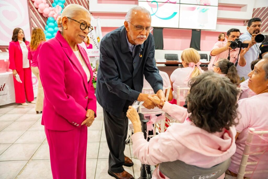 855503467_1521569056672930_3436109473384329513_n-1024x682 Celebran Día Mundial de la Lucha contra el Cáncer de Mama